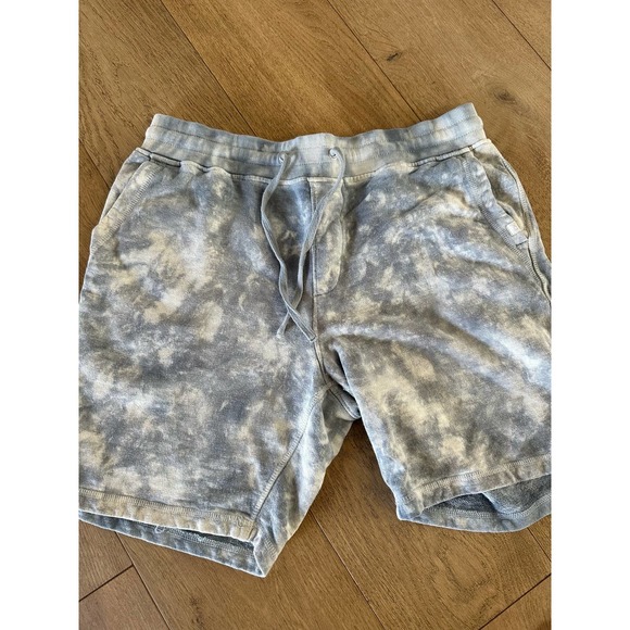 Outerknown blue tye dye style drawstring shorts size Large - Picture 1 of 9